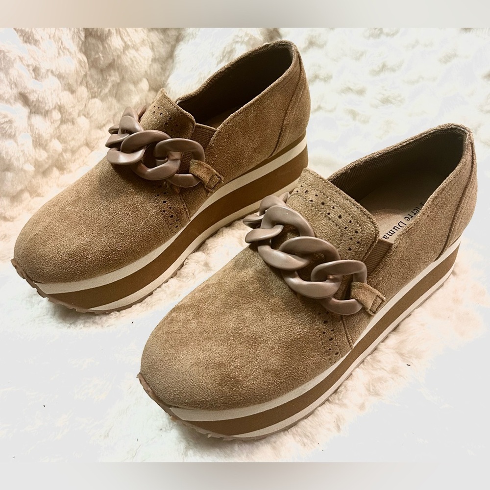 Pierre Dumas Paloma Platform Slip On women’s size 7 NEW - Picture 2 of 13